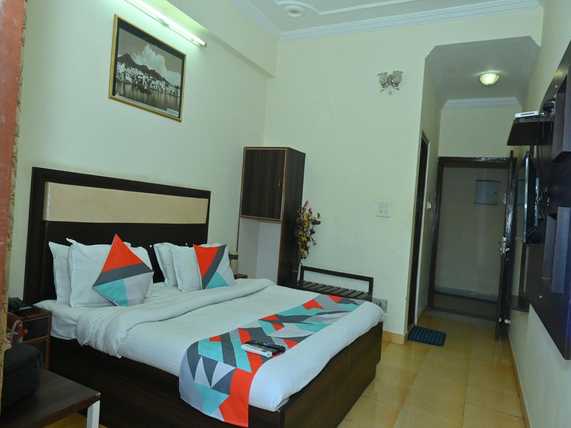 Goyal Plaza Hotel 5 Mint. Waling Distance From Pushkar Lake Exteriör bild