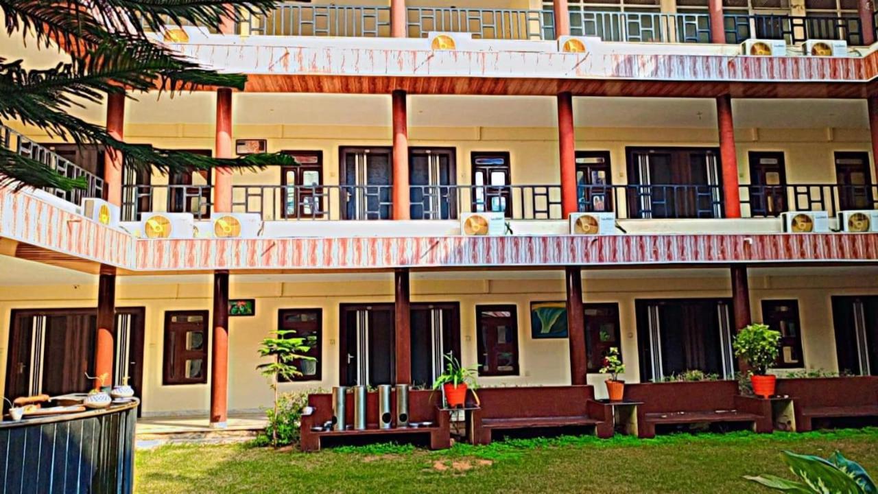 Goyal Plaza Hotel 5 Mint. Waling Distance From Pushkar Lake Exteriör bild