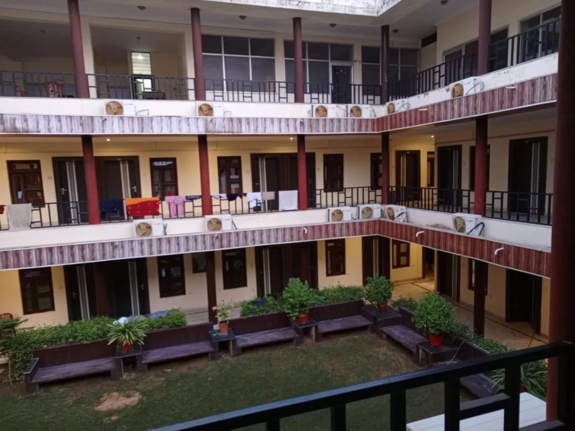 Goyal Plaza Hotel 5 Mint. Waling Distance From Pushkar Lake Exteriör bild